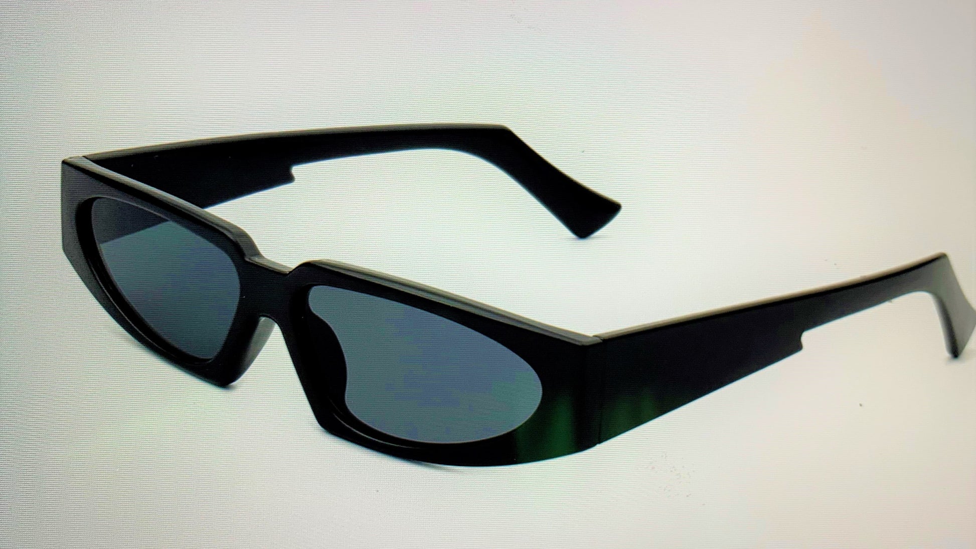 The Retro fashion narrow rectangle vintage slim sunglasses will be perfect to compliment any outfit you wear.